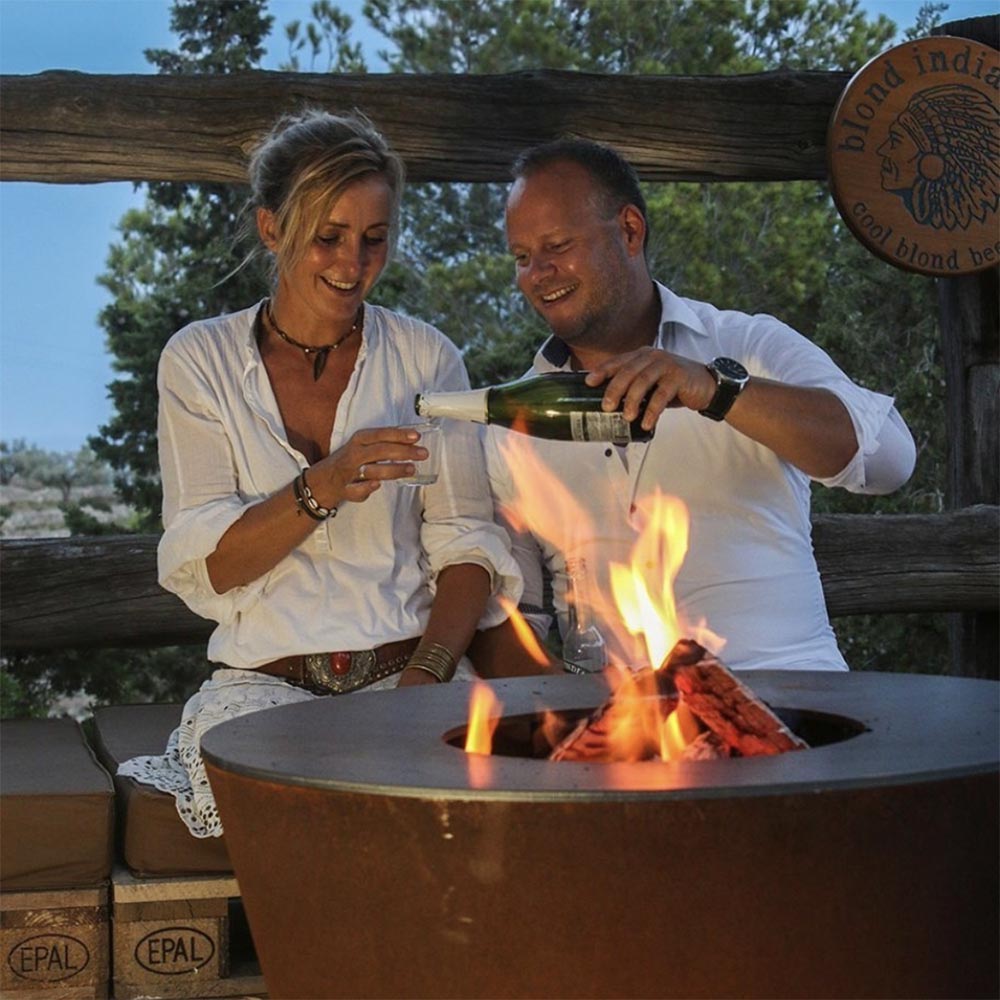 Arteflame ONE30 — 30″ One Series Flat-Top Charcoal Grill: The Ultimate Tableside Grill - Perfect for Entertaining